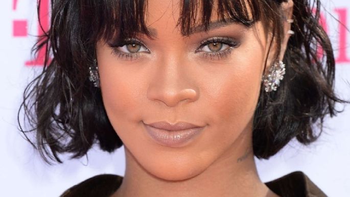 FOTO: Rihanna luce un lindo conjunto de su línea de lencería y enciende las redes sociales