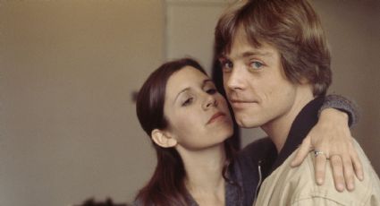 Mark Hamill celebra a Carrie Fisher tras conseguir su estrella en el Paseo de la Fama de Hollywood