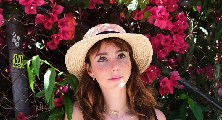 Desde 'Netas Divinas, Natalia Téllez demuestra su estilo con este encantador 'outfit' de primavera