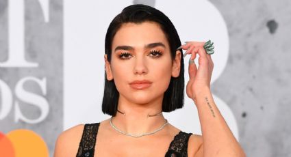 ¡Idénticas! Dua Lipa celebra el cumpleaños de su mamá y sorprende a fans con su enorme parecido