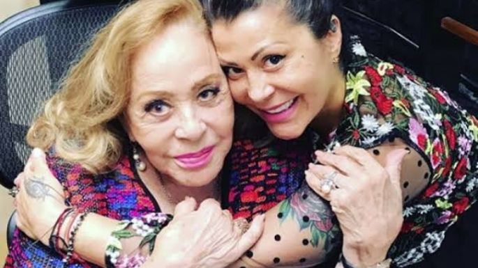 Silvia Pinal recuerda beso en la boca con Alejandra Guzmán; revive polémica de Frida Sofía