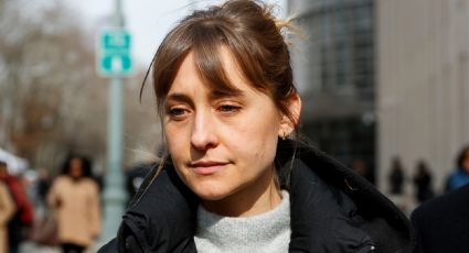 Dictan sentencia a Allison Mack, actriz de 'Smallville', por su participación en la secta Nxivm