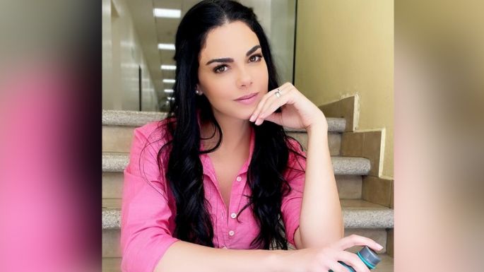 ¡Al estilo Ángela Aguilar! Livia Brito enloquece Televisa al posar sobre un caballo