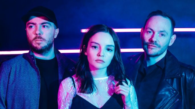 Chvrches critica los estereotipos femeninos con su nueva y poderosa canción 'Good Girls'