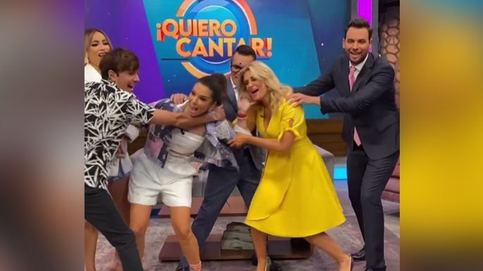 Pleito en TV Azteca: Laura G y Anette Cuburu se desgreñan en vivo de 'Venga la Alegría'