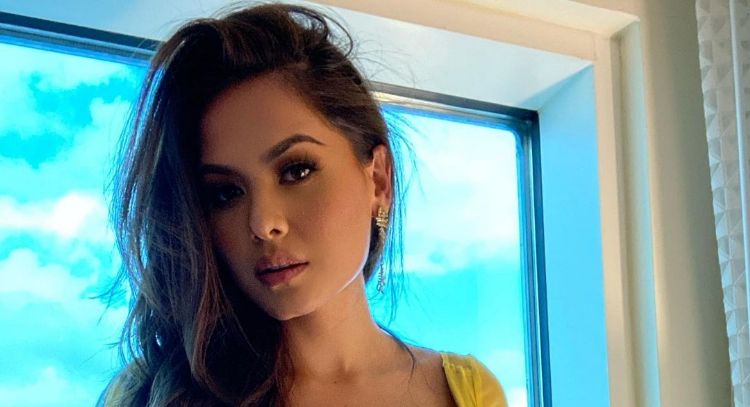 Desde Telemundo, Andrea Meza saca el glamour y posa con encantador look negro