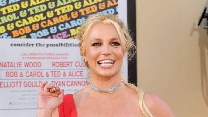 La cantante Britney Spears estaría feliz por la reciente renuncia de su manager y su abogado