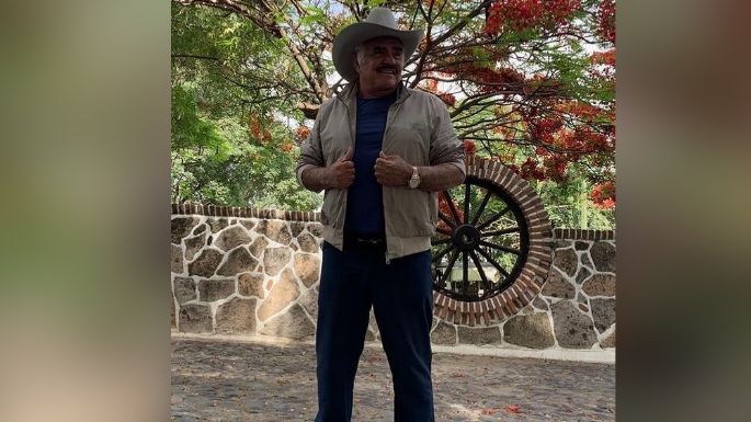 Tras hospitalización, Vicente Fernández reaparece con impactante mensaje