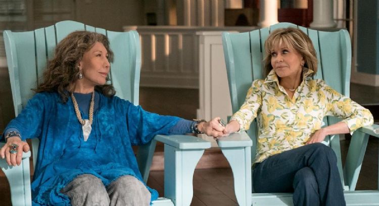 ¡Súper! Los primeros 4 episodios de la temporada final de 'Grace and Frankie' ya están disponibles