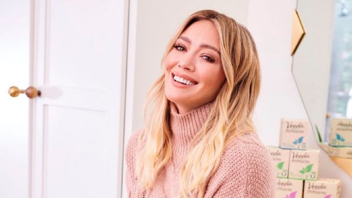 Pese a estar vacunada y ya haberlo contraído, Hilary Duff da positivo a Covid-19