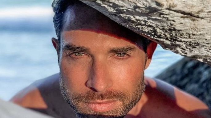 FOTO: Sebastián Rulli presume sus increíbles vacaciones haciendo surf