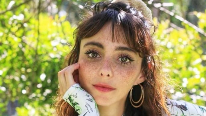 Natalia Téllez, conductora de Televisa, deslumbra las redes con este distinguido outfit