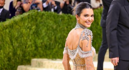 FOTO: Kendall Jenner responde a las críticas que recibió por llevar un revelador vestido a una boda