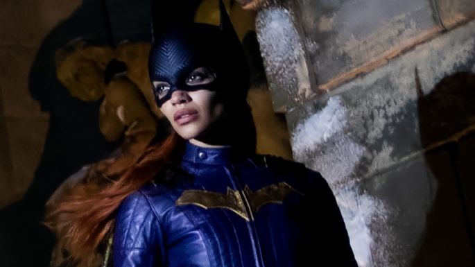 Revelan nuevas fotos del set de 'Batgirl' que muestran que sucedió con Lex Luthor en el DCEU