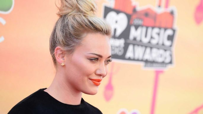 ¿Acosada? Hilary Duff impacta al revelar quién es su mayor fan la cual la obliga a poner su música