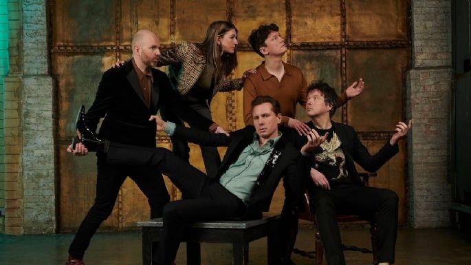 Franz Ferdinand pone a bailar a todos con el videoclip de 'Curious', su nueva canción inédita