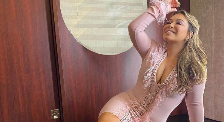 VIDEO: Chiquis Rivera enciende Instagram al enseñar un poco de más mientras usa un camisero