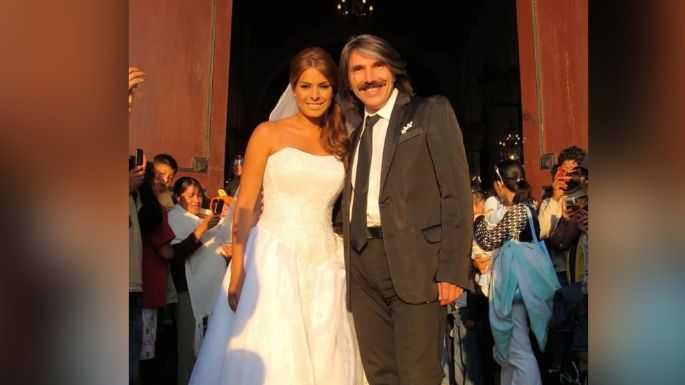 ¡Luto en Televisa! Devastada, Galilea Montijo recuerda boda con Diego Verdaguer: "Era de la familia"