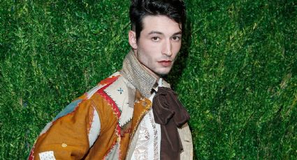 Ezra Miller manda fuerte mensaje al Ku Klux Klan, el grupo supremacista de los EU y preocupa a fans