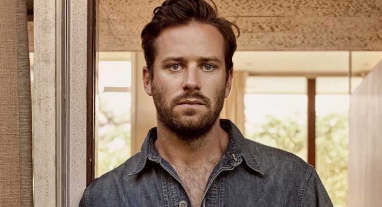 Este actor reemplazará a Armie Hammer en película de Taika Waititi, tras escándalo de canibalismo