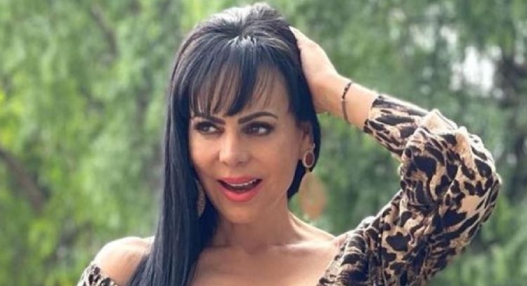 Maribel Guardia presume belleza con encantador look morado y le llueven halagos