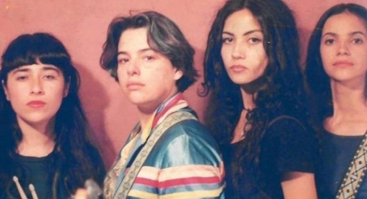 Así puedes ver completo el documental de Las Ultrasónicas llamado 'Todos Están Muriendo Aquí'