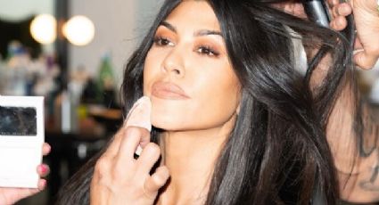 Kourtney Kardashian levanta suspiros en este encantador vestido negro