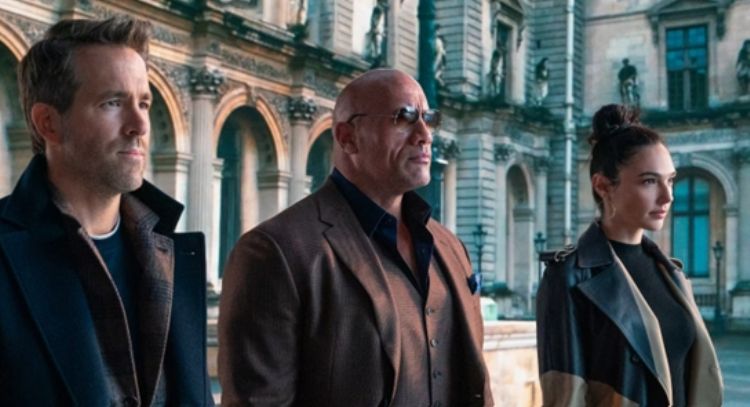 Los guiones de 'Alerta Roja' 2 y 3 pronto estarán listos revelan los productores de 'Black Adam'