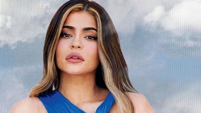 Halloween: Kylie Jenner luce reveladora vestida de brujita mientras está en la bañera