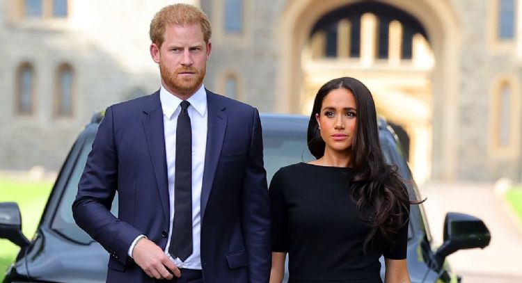 ¿Mienten? El príncipe Harry y Meghan Markle se contradicen en documental de Netflix