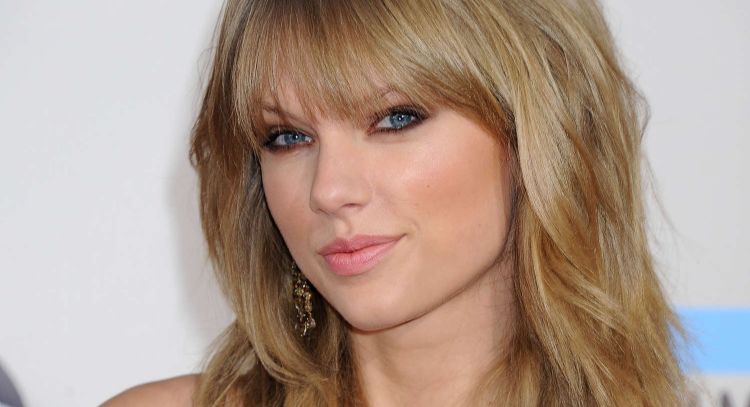 Taylor Swift aclara los rumores de compromiso con Joe Alwyn en 'Midnights'