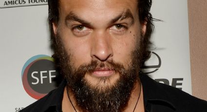 Jason Momoa enamora al dejarse ver en paños menores mostrando todo su trasero