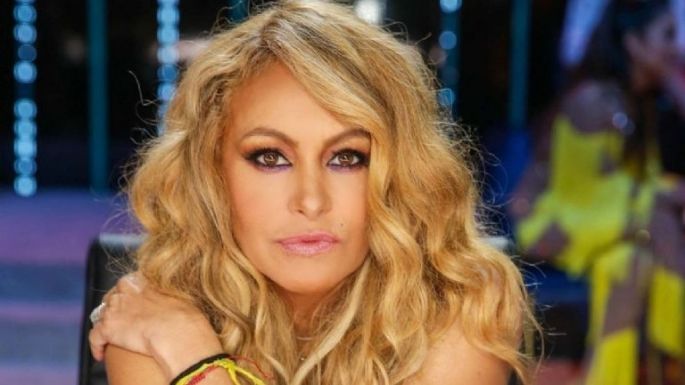 Paulina Rubio rompe el silencio sobre el video donde hace sus necesidades en la playa