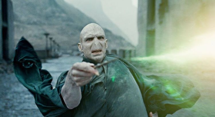 'Harry Potter': Actor que interpreta a Lord Voldemort  sale en defensa de JK Rowling