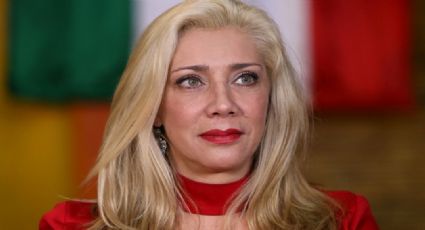 Tras dejar Televisa, Cynthia Klitbo aparece en 'VLA' y envuelta en llanto da terrible noticia