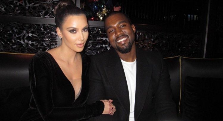 “Iría a la cárcel antes que salir así”: Kanye West critica a Kim Kardashian en la Semana de la Moda