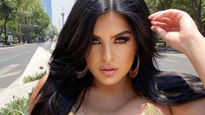 Curvy Zelma da cátedra de estilo y seduce a todo Instagram al modelar ajustado mini vestido azul