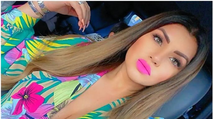 Desde la orilla de la alberca, Mariana González conquista Instagram al posar con fabuloso vestido