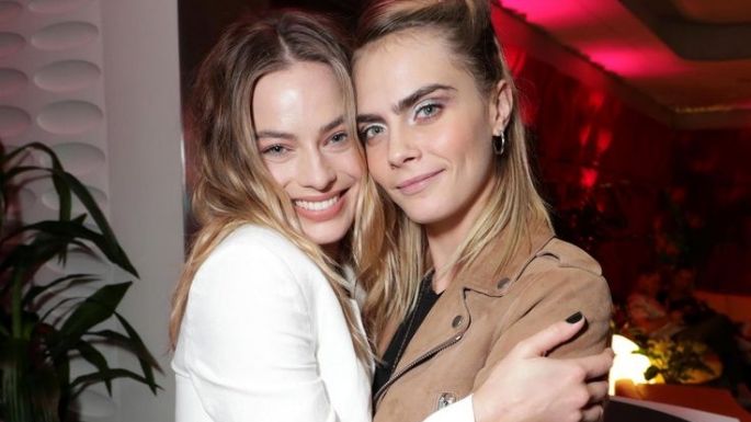 Margot Robbie aclara si estaba llorando por Cara Delevingne en fotos virales