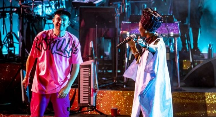Damon Albarn une fuerzas con Fatoumata Diawara para la nueva canción llena de optimismo 'Nsera'