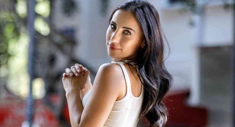 FOTOS: Cynthia Cofano presume su belleza en Instagram al posar con mini vestido; este es su 'look'