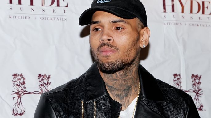 Chris Brown revela que los AMA cancelaron su tributo a Michael Jackson