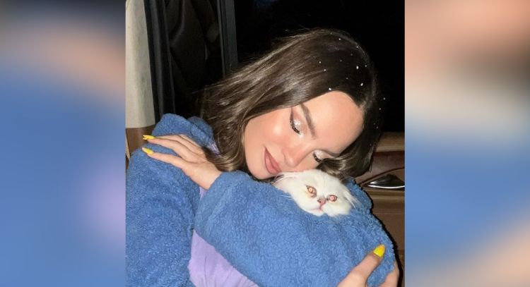 VIDEO: Belinda muestra a su nuevo 'amor' y exhibe sus muestras de rechazos