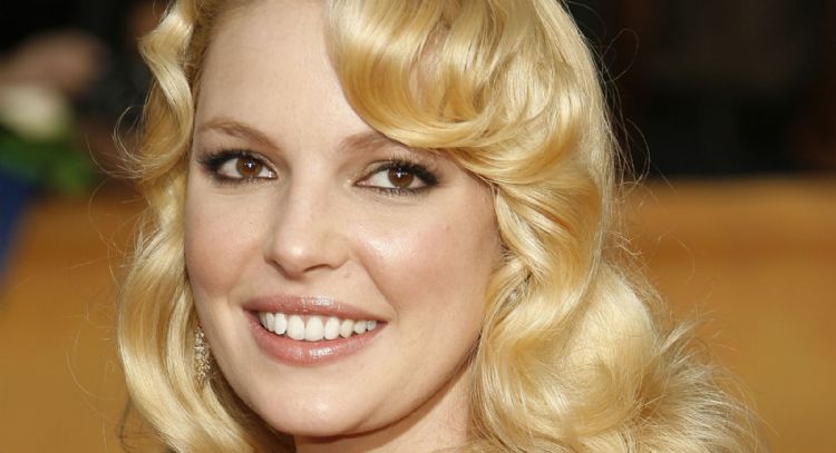 Katherine Heigl revela que tenía miedo de que su hija mayor “no la amase” por trabajar