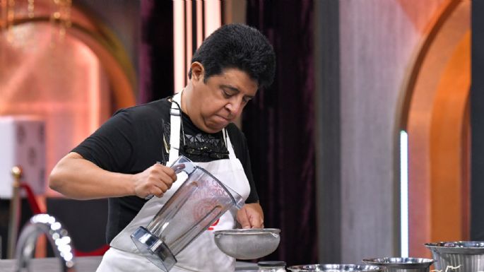 MasterChef Celebrity: Carlos Eduardo Rico se convirtió en el eliminado por un mal churro