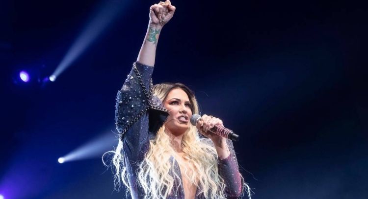 "Patana": Conductor de 'Sale el Sol' destroza a María José ante desplante a Yuri en concierto