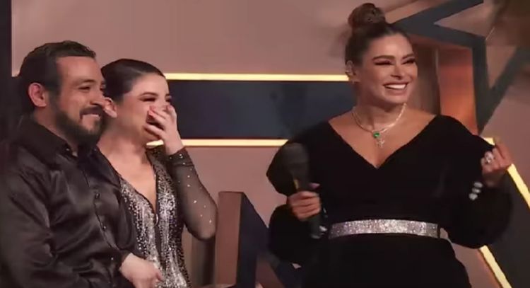 Fuego en Televisa: Galán de novelas enamora a conductoras de 'Hoy' al hacer esto en vivo