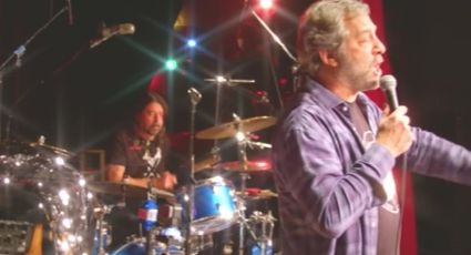 Dave Grohl y Greg Kurstin hacen bailar a Judd Apatow con un cover de Blood, Sweat and Tears