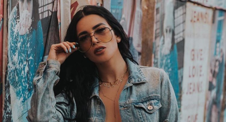 (Fotos) Dania Méndez conquista Instagram al posar con look 'street style'