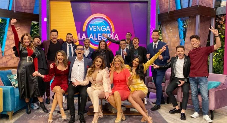 Tras 16 años en TV Azteca, 'VLA' saldría del aire y ya tendría reemplazo; ellos serían conductores